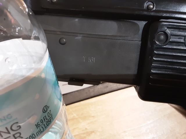 4915